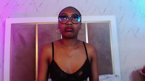 ally_jackson online show from June 20, 12:09 pm