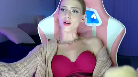 Ally Girl In Her Ally World online show from February 11, 7:21 am