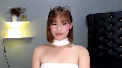 Alondra online show from August 6, 9:49 am