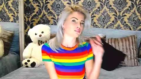 aly online show from February 20, 10:37 am