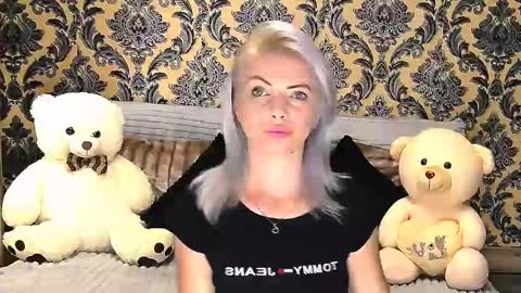 aly online show from March 6, 10:30 am