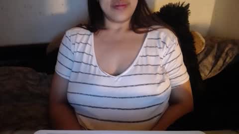 Alyn Maria online show from May 6, 2:15 am