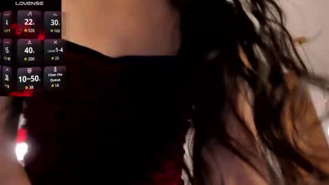 alyssabeauty_ online show from March 1, 8:30 pm