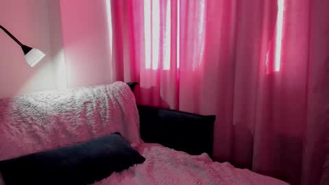 Alyssa  I will be online December 4 at 2000 UTC  online show from November 14, 8:03 am