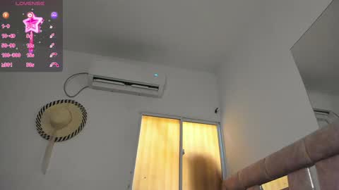 Amaia Mendoza online show from December 10, 6:49 pm