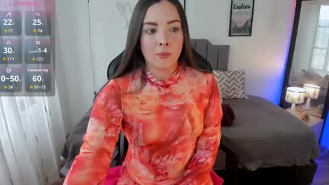 Hi Im AmaiaHelp me reach 100 likes online show from September 27, 9:22 pm