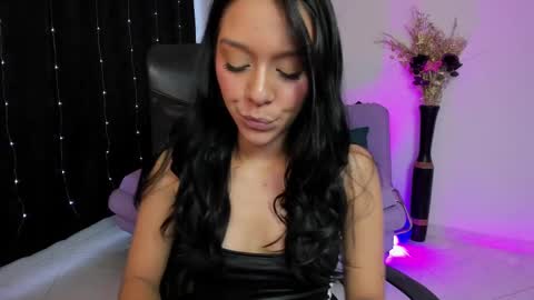 Amalia cruss online show from February 27, 10:53 pm