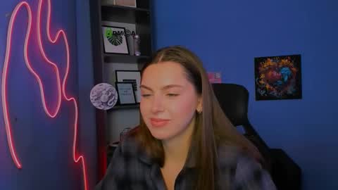 Amalia online show from February 19, 4:50 pm