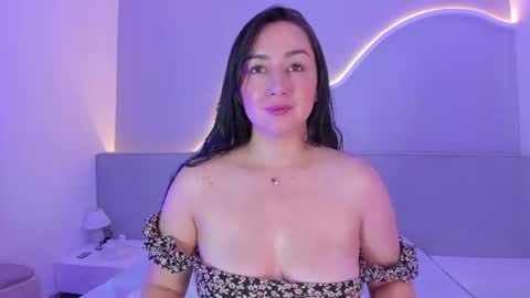 amanda_benz_ online show from June 19, 11:24 am
