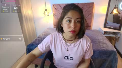 AMANDA FOX online show from April 8, 9:39 pm