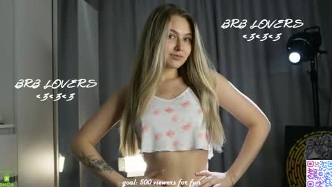     online show from April 11, 7:45 am