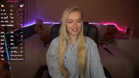 Amanda online show from November 26, 7:20 am