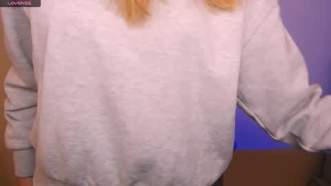 Amanda online show from February 11, 9:33 am