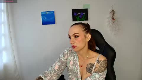 Amara Fey online show from May 16, 8:52 pm