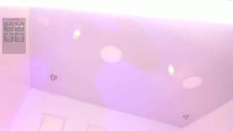 Snapshot of amara_lewiis chatting on October 22, 12:21 pm Amara Lewis online show from October 22, 12:21 pm