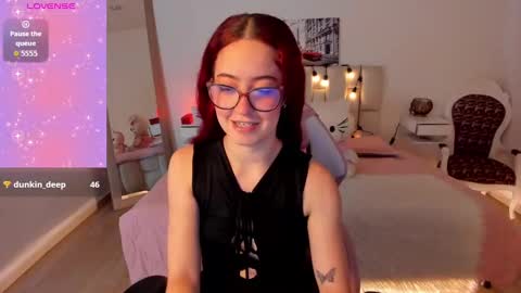 Snapshot of amaraa_couper1 chatting on October 24, 3:13 am amaraa_couper1 online show from October 24, 3:13 am