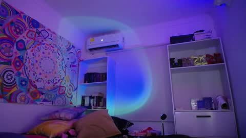 Susan online show from October 23, 11:33 pm