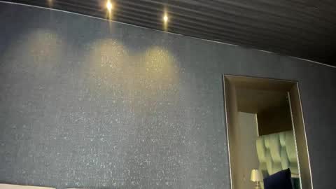 Emily online show from March 5, 12:00 pm