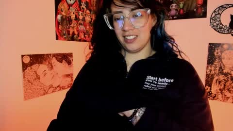 Snapshot of amaryllis_vizcaya chatting on October 4, 2:06 am  Katt   online show from October 4, 2:06 am
