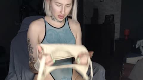 Malina online show from December 25, 3:17 pm