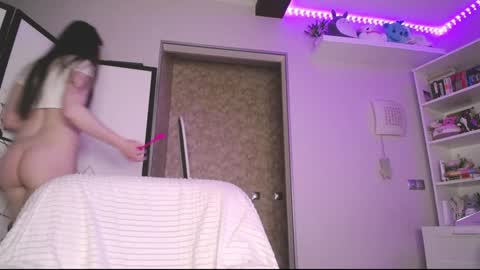 Snapshot of amazing_agness chatting on January 5, 8:11 am amazing_agness online show from January 5, 8:11 am