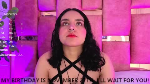   online show from November 18, 6:42 pm