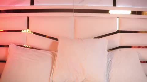 Julieta  online show from December 16, 11:49 am