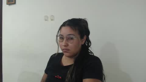 Ambar online show from January 20, 10:04 pm