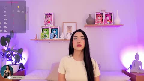 ambarevans_ online show from September 12, 12:01 pm