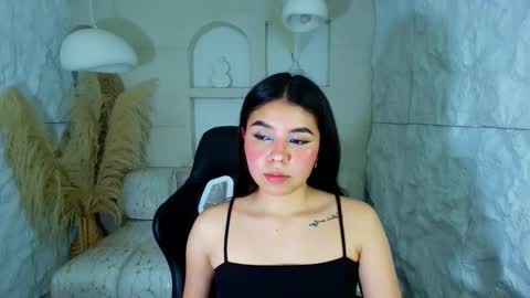 Snapshot of ambarina_r chatting on October 22, 3:11 am Ambarina online show from October 22, 3:11 am