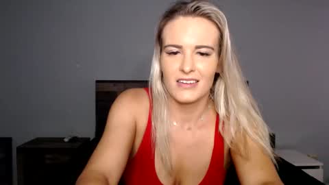 Amber online show from February 27, 3:12 pm