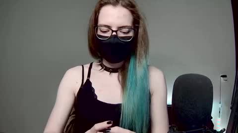 Snapshot of amber_candyfloss chatting on March 6, 2:30 am Amber non-nude model online show from March 6, 2:30 am