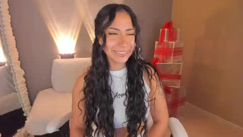 amber_curly online show from January 15, 4:11 pm