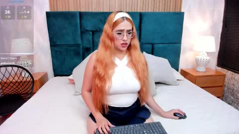 Emily online show from December 22, 6:44 pm