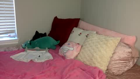 Amber 3 online show from April 9, 1:05 pm