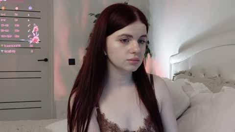 Amber online show from April 17, 9:50 pm