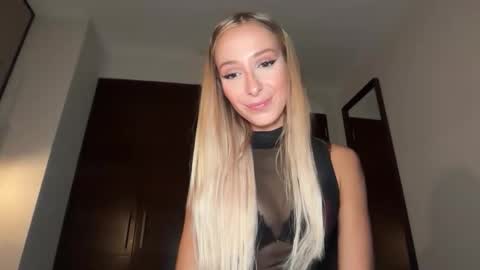 Ambre online show from February 6, 3:21 am