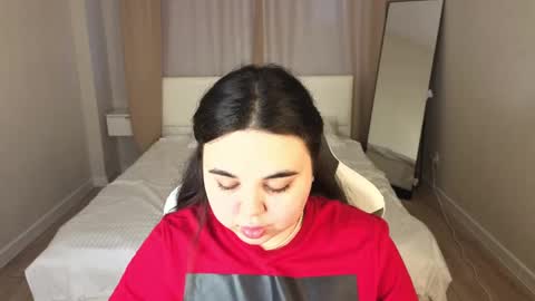 Ameli Watts online show from May 16, 9:23 am