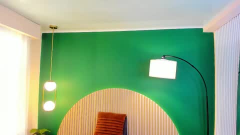 Amelia Adams online show from November 1, 6:01 pm