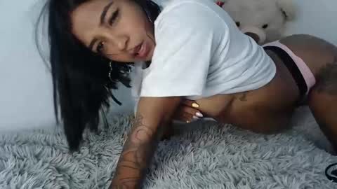 amelia heaven online show from December 14, 6:30 pm