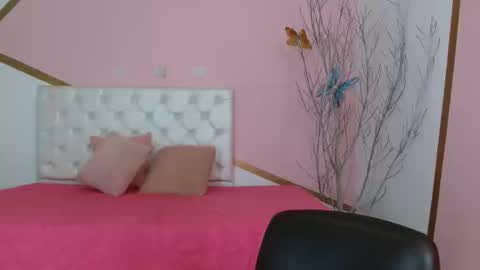 amelia online show from February 21, 4:16 pm