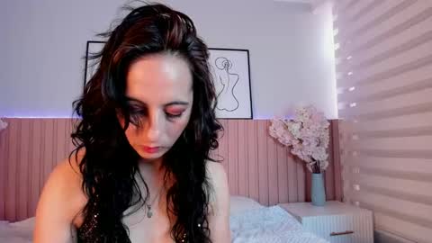    online show from December 27, 8:18 pm