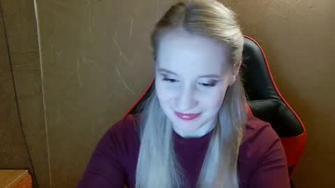 Amelia  online show from June 1, 6:53 pm