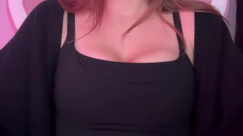 Snapshot of ameliacooperxxx chatting on October 15, 8:44 pm ameliacooperxxx online show from October 15, 8:44 pm