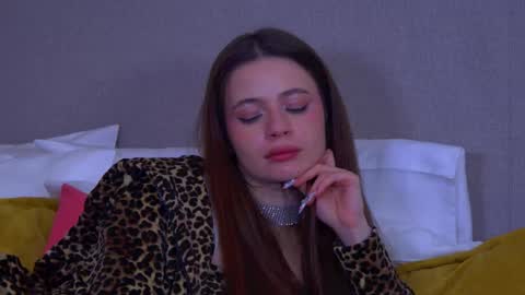 Amelia online show from March 3, 5:05 am