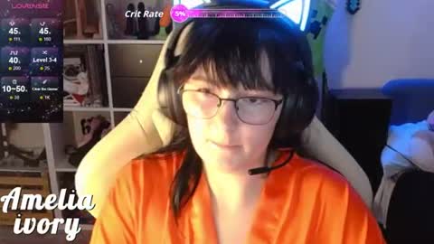 ameliaivory online show from June 15, 5:40 am