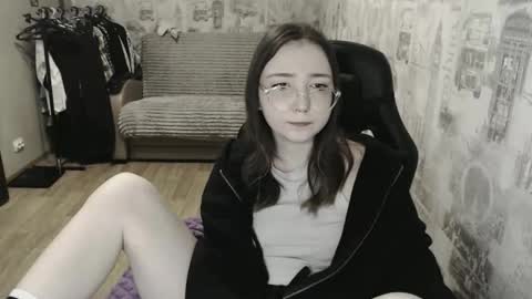 Amelia online show from February 10, 2:59 pm