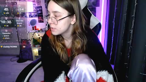 Amelia online show from March 31, 4:29 pm