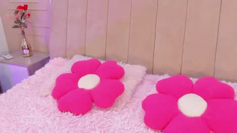 Amelia online show from April 7, 11:18 pm