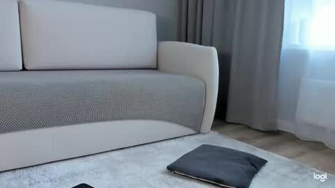 Amelina Love online show from September 14, 2:09 am